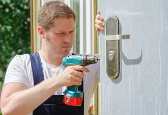 Metro Master Locksmith Colorado Springs, CO 719-992-3195 - 7-Lock-Changing